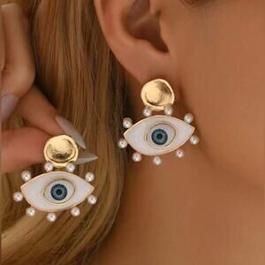 Gorgeous NEW Evil Eye Gold Accent Earrings